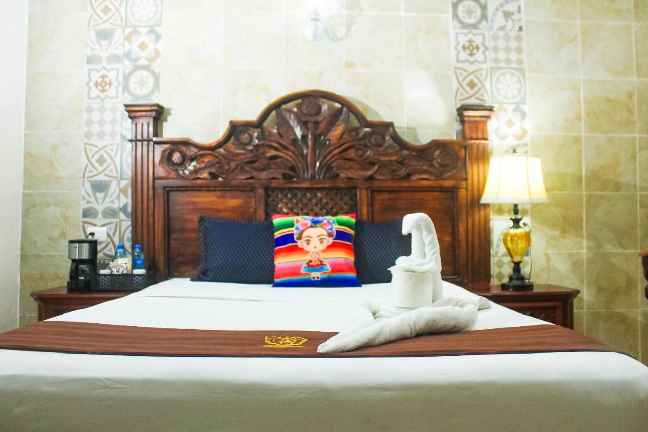 Palacio Canton Hotel - Valladolid Valladolid  Buitenkant foto