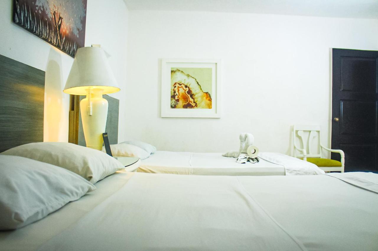 Palacio Canton Hotel - Valladolid Valladolid  Buitenkant foto